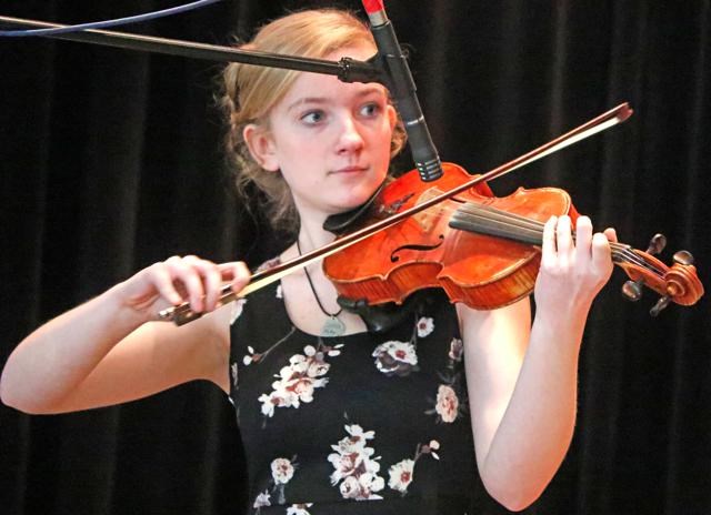 Fiddle contest