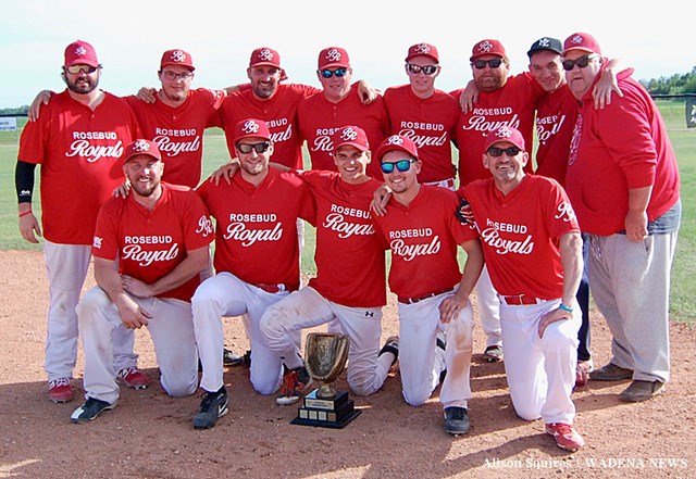 (Back Row left to right: Lance Holowaty, Dylan Murias, James Holowaty, Mark Sweatman, Tristen McMartin, Jordan Theissen, Darian Faubert (trainer), Todd Stefanovich (trainer), Front Row left to right: Scott Comfort, Joey Leach, Carson Scheschuk, Brynn Achtymichuk, Darin Faubert. Team photo curtesy of Alison Squires Wadena News