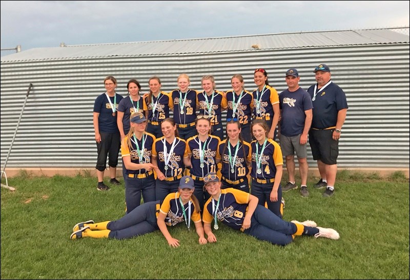 2019 U16 softball: Unity Panthers earned silver at the U1 BW provincial championships held in Regina July 5-7. Back row: coaches Nicoel Bakken and Denelle L’Heureux, Hannah Feser, Emma Baker, Devyn McLean, Makayla Bakken, Hunter Peewap and coaches Doug Rutley and Rene Feser. Middle row: Abby Rutley, Paige Schultz, Megan Brown, Jaymie Myszczyszyn and Aryanna L’Heureux. Front row: Ericka Alsager and Alexis Elder. Photo submitted by Sherri Solomko