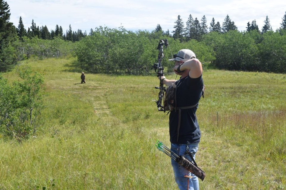 Traditional Archery: Crafting & Shooting Quick Survival Arrows – Wolf Camp,  Blue Skye Farm & School of Natural Science