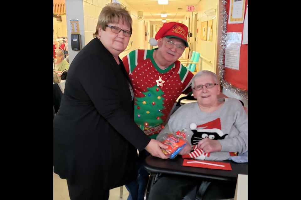 President Deb Sereda with Ron & Martha Waddell