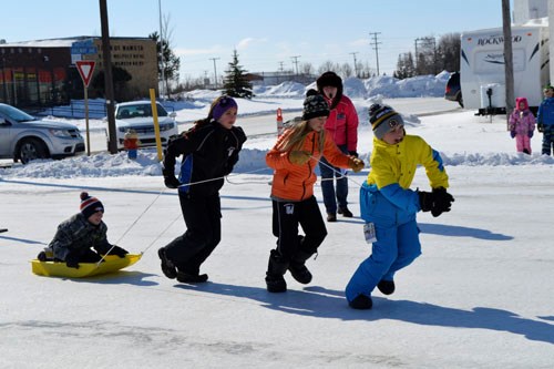 Now in its second successful year, Wawota's Winter Spirit Festival/Festival Esprit d'Hiver is fulfilling its mission to encourage bilingualism and learning French. “Sometimes people are very intimidated by the idea of learning a second language,” says Sarah Weatherald, Wawota chapter president of Canadian Parents for French. “They really shouldn't be. It's never too late to learn French. It can be a fun thing to do, a hobby, or even a resource for travel. With the Festival, we try to make it a fun and welcoming event.”