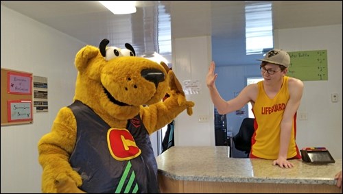 Cooper the co-op mascot came out to the opening night of the Unity Credit Union Aquatic Centre  public swimming night, sharing treats, hugs and high fives celebrating the first public swim of the 2016 season. The pool, after some minor delays, is now open for the season in its second year of operation. Public swim times are available on a schedule at the pool or by logging onto the Town of Unity website. Photos by Sherri Solomko