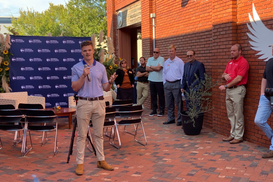 At the inaugural BIG Expo, Georgia Southern Students participate in fast-pitch sessions, presenting their business ideas to local entrepreneurs and business owners for growth and support. 