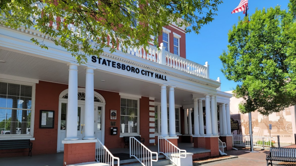 2021_05_city-hall