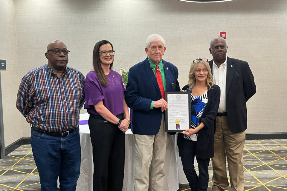 (L-R) Commissioner Anthony Simmons, Kim Billings, Chairman Roy Thompson, Tami Kicklighter, Commissioner Ray Mosley