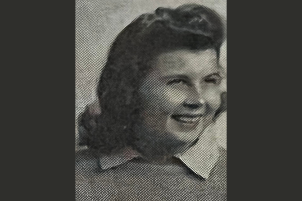 edith-woodward-18-yearbook-freshman-georgia-state-college-for-woman-1942