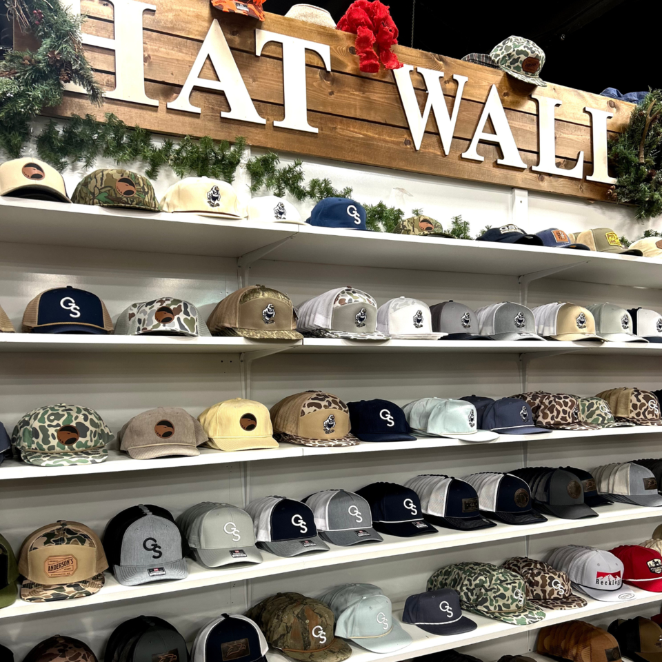 hat-wall