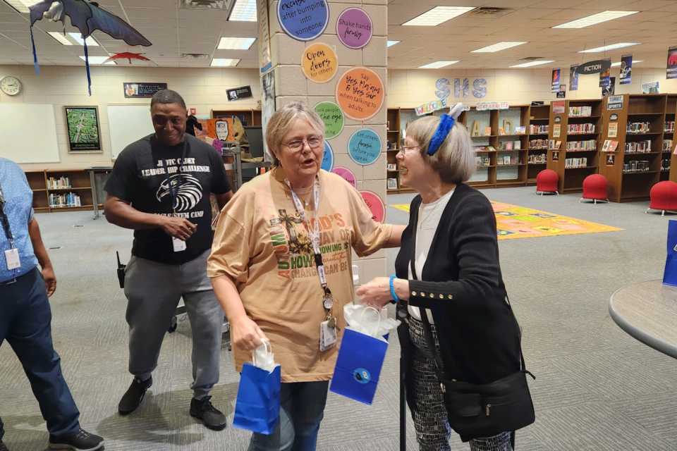 shs-teachers-receiving-goodie-bags