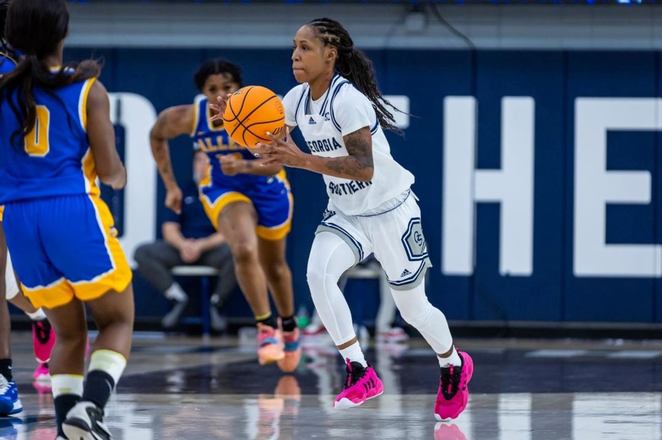 12-11-2023-gs-wbb-vs-chicago-state