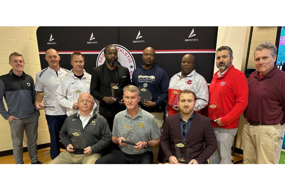 portals-jason-mceachin-with-other-hudl-award-recipients