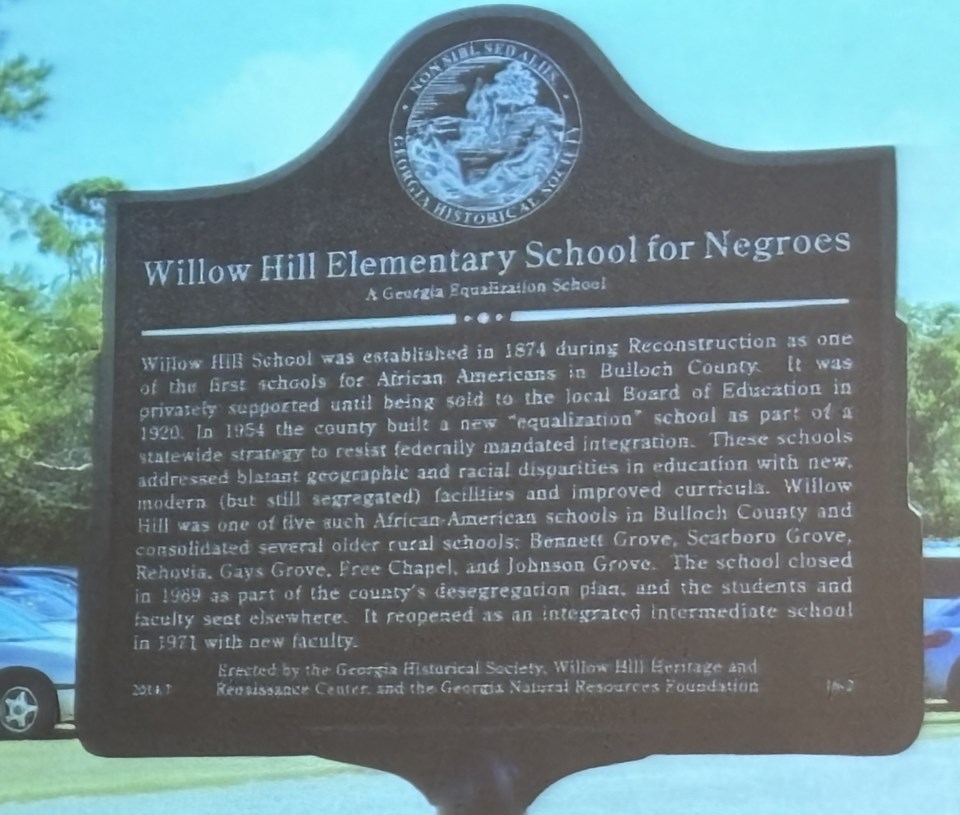 historical-marker-willow-hill-elem-school