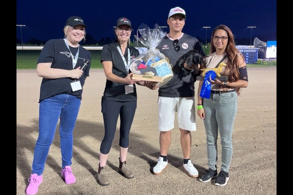 Chorizo, the 3-year-old mini dachshund, wins the title of Top Dog at Grand River Raceway’s 2024 Wiener Dog Races presented by Dreamland Pet. Chorizo even took home the Dreamland Pet People’s Choice Award, voted on by the community.