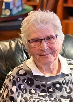 20240930lois-mackinnon-obit-photo