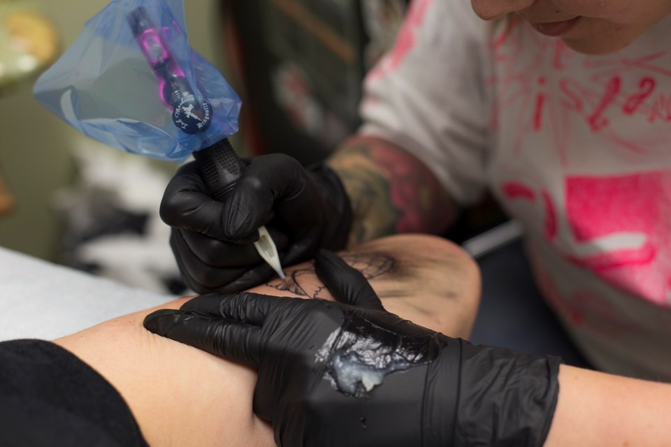 Local tattoo artist contributes some fine ink for a fine cause - Guelph News