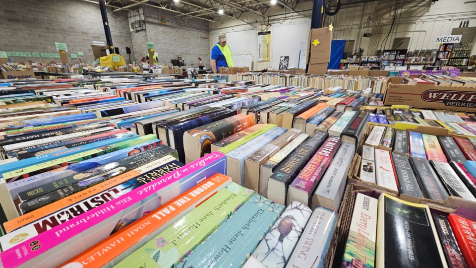 20240919bigbooksale4rv