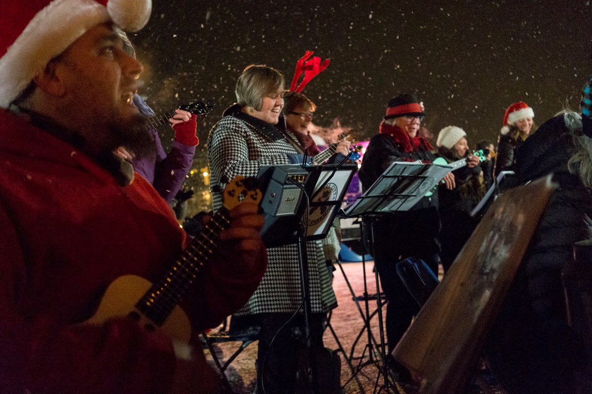 Merry Maker Market Brings Festive Spirit To Downtown 9 Photos 