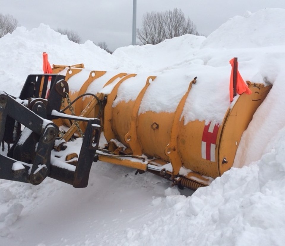 snow-plow-6-turl-2016