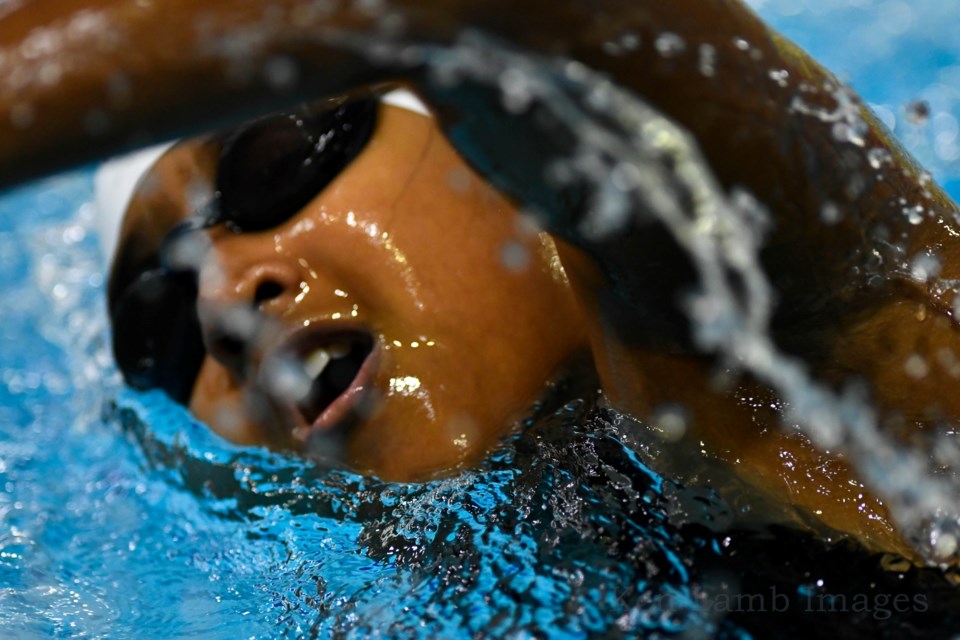 he Guelph Marlin Aquatic Club (GMAC) saw its Blue Marlins, Jr. Marlins House League, and Sr. Marlins House League groups, consisting of over 90 novice swimmers, compete against 300 swimmers from five visiting swim clubs at the GMAC November Skills and Thrills Meet. 