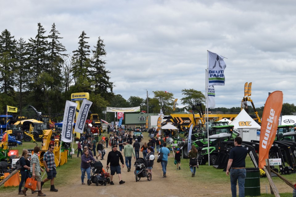 canadas-outdoor-farm-show-trade-show