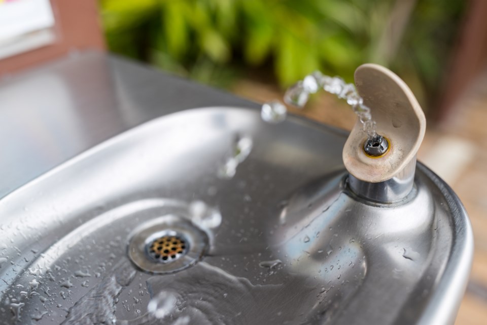 121919- drinking fountain - AdobeStock_252552315