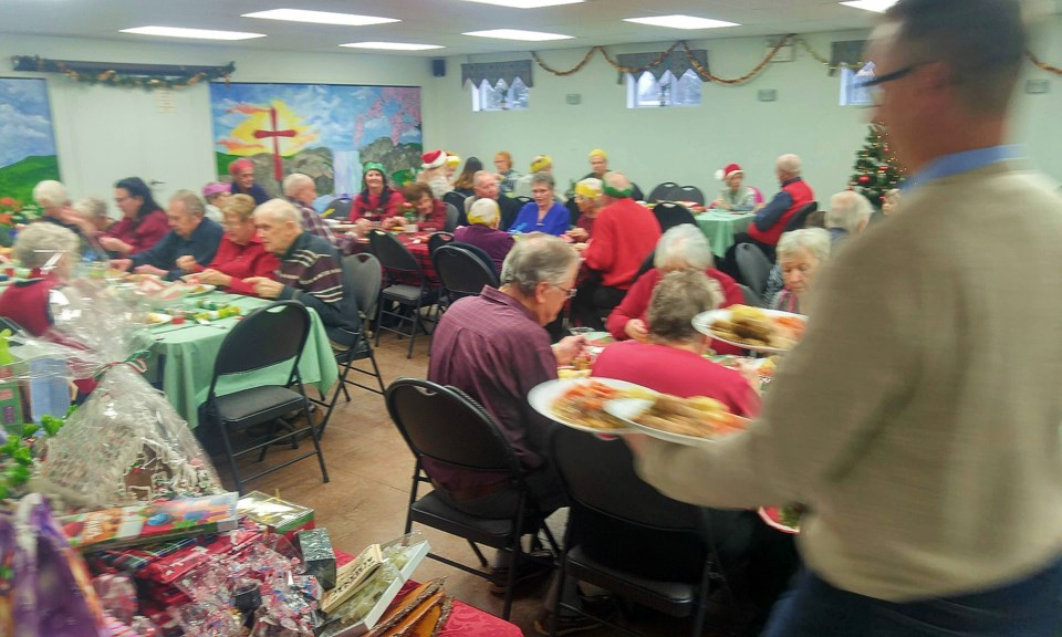 20231221communitychristmasdinner