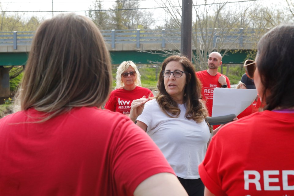 GWCA Chair Joan Griffin begins organizing her volunteers.