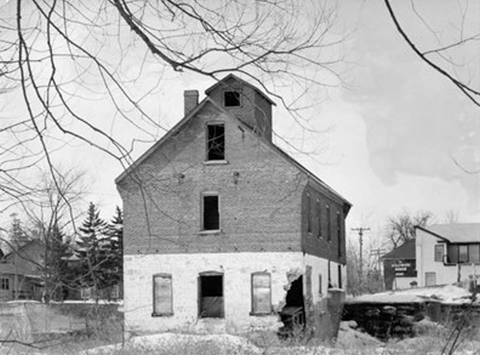 20240928norvalabandonedgristmill