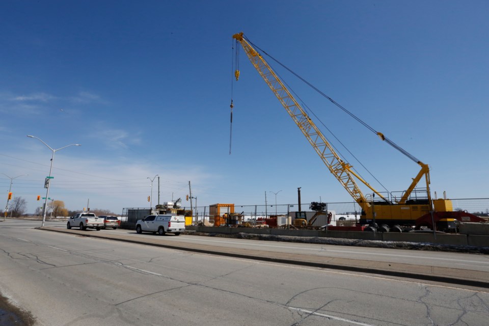 mountainview-and-10-side-road-construction