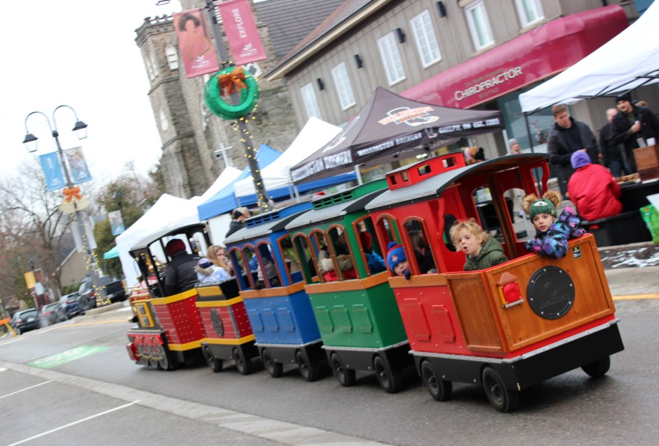 20231203georgetownchristmasmarkettrain