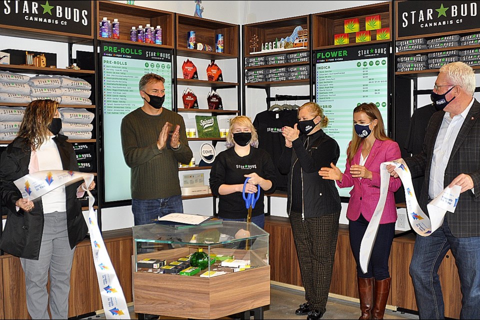 (Left-Right) Innisfil Mayor Lynn Dollin joined Starbuds Co. Owner Stew Garner and manager Jill Beresford at the opening of their 3rd location. Joined by Councillor Donna Orsatti, MPP Andrea Khanjin, and MP John Brassard.   JackieKozak/InnisfilToday