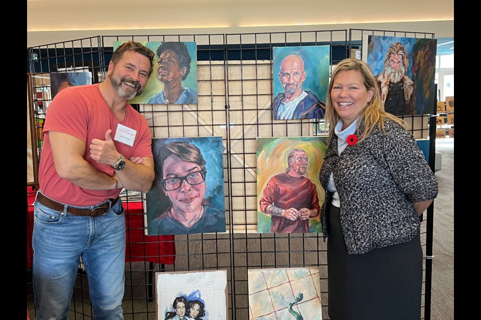 Artist, Jamie Hardie (left) & the Mayor of Innisfil, Lynn Dollin, at the Innisfil Autumn Art Show & Sale and Youth Art Show on Saturday, Nov. 5, 2022.