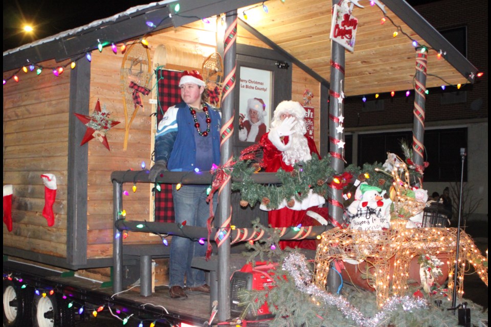 Lac La Biche lights up the night with annual parade Lakeland News