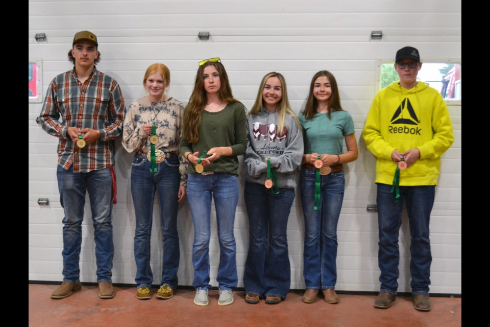 Six Elk Point Beef Club members received this year’s 4-H Awards of Excellence, with gold awards going to Tyson Kotowich, Shyanne Klatt and Alysa Jean and bronze awards to Hailey Danyluk, Alexis Danyluk and Jayden Jean.