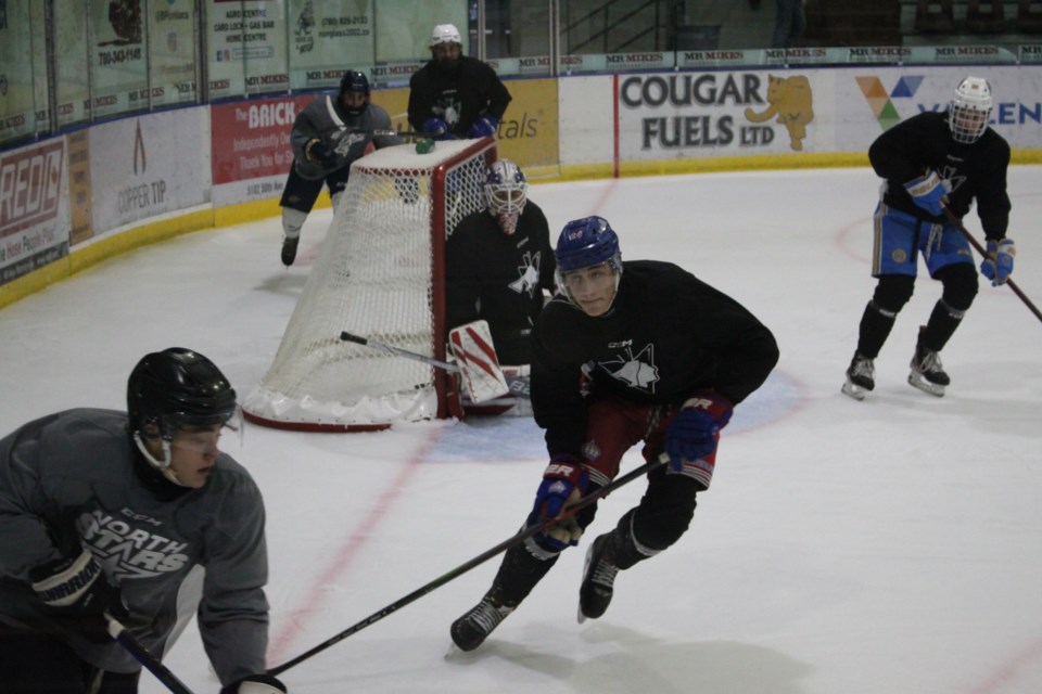 The Jr A Pontiacs played against the Battlefords North Stars on Sept. 6. / Corrina Dickens photo