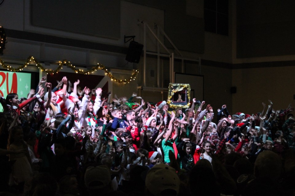 Duclos students ended their annual Christmas concert with a joined performance. 