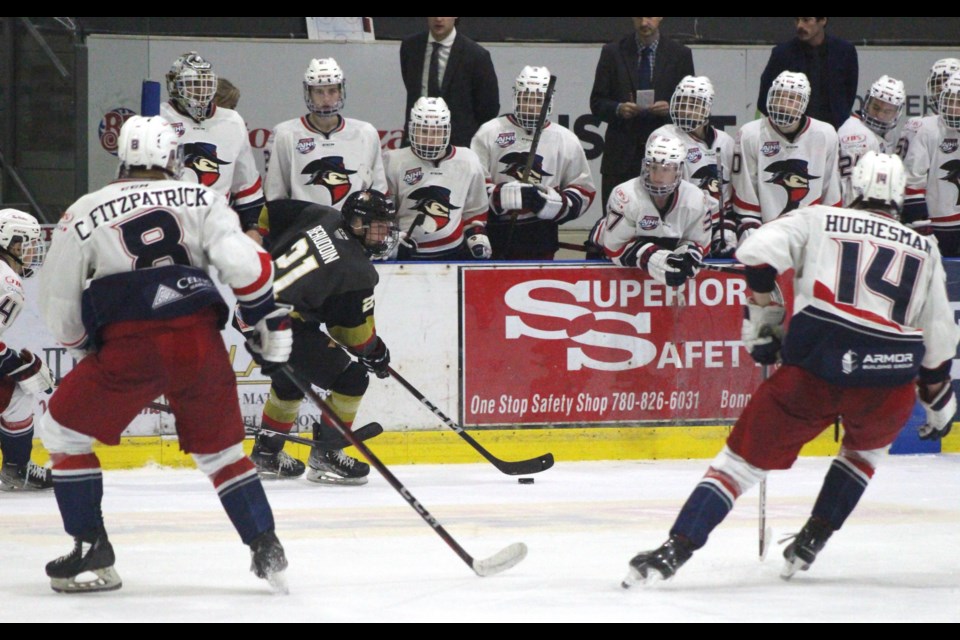 Bonnyville Jr. A Pontiacs beat the top team in the league, Brooks Bandits, in a decisive 3-1 win in front of their home crowd on Oct. 18.