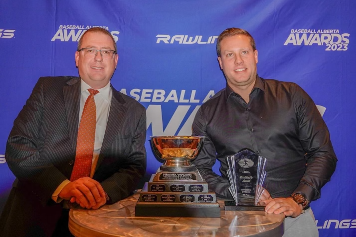 St. Paul umpire receives Baseball Alberta award - LakelandToday.ca