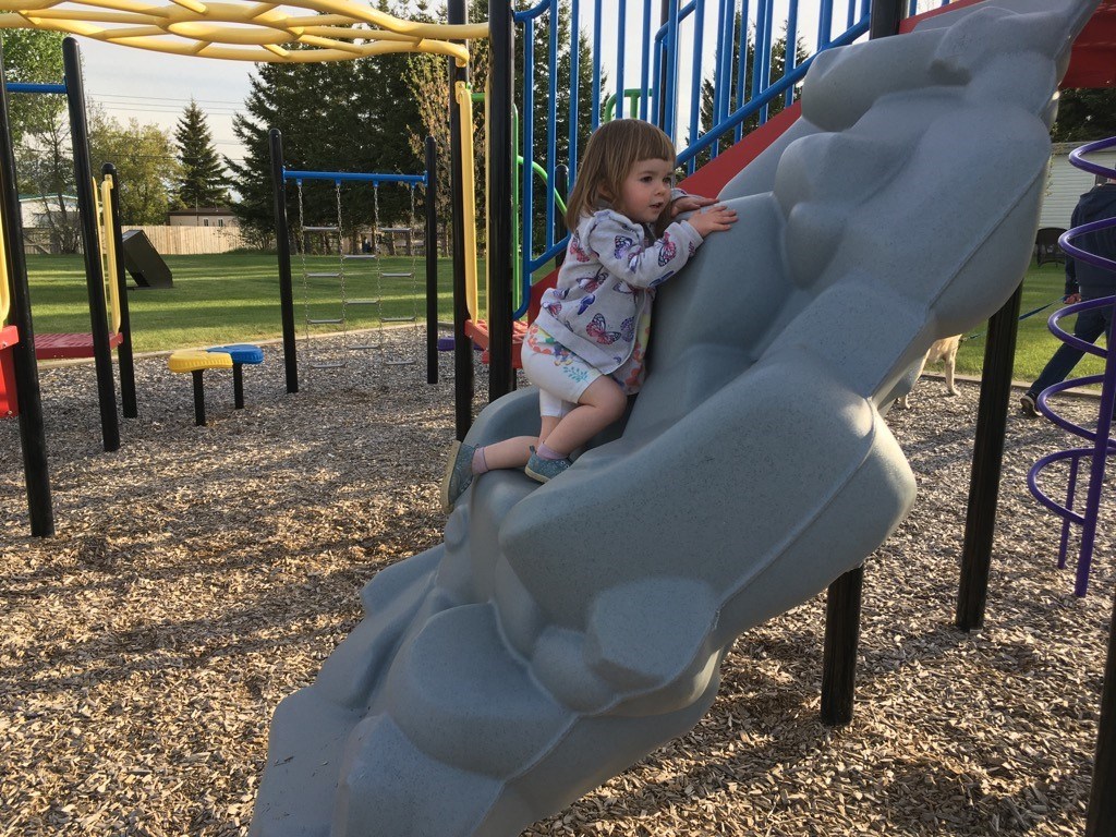 Playgrounds reopen in St. Paul - Lakeland News