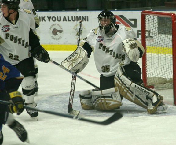 Pontiacs goaltender Julien Laplante keeps a close eye on the action in a game against the Oil Barons in Bonnyville on Sept. 21.