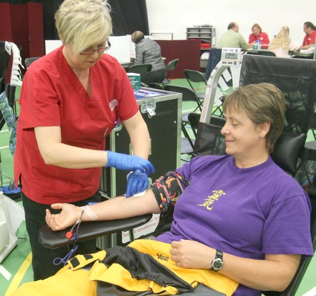 Canadian Blood Services is hoping to see both new and returning blood donors come out when the mobile donor clinic comes to Bonnyville on Oct. 14.