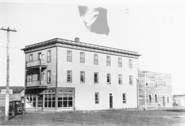 Hansen&#8217;s Hotel burned down in May, 2010, and will not be rebuilt. Pictured above is the former Lavoie Hotel in 1925, which later became Hansen&#8217;s Hotel.