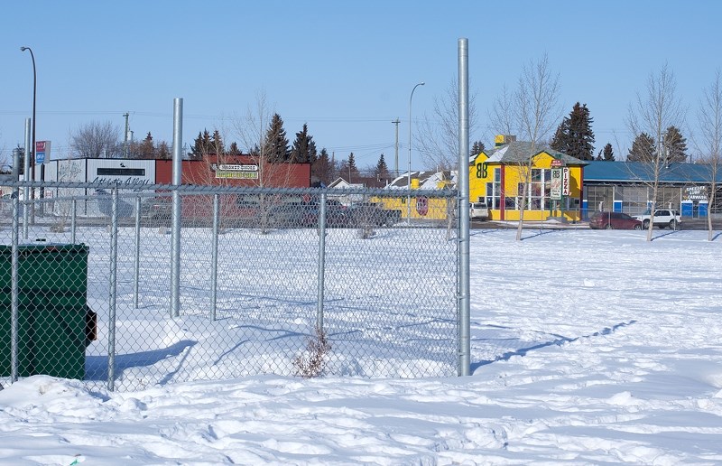 Land located between the East Central Francophone Education Region building (old Ecole du Sommet) and the St. Paul Elementary School is being purchased by St. Paul Education