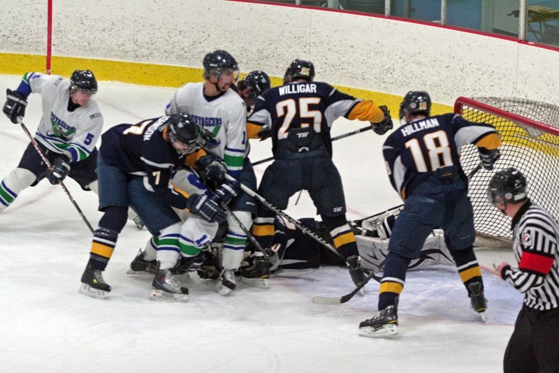 This goal-mouth scramble didn&#8217;t produce the goal the Voyageurs were looking for as they dropped Friday&#8217;s game with the Ooks 4-3