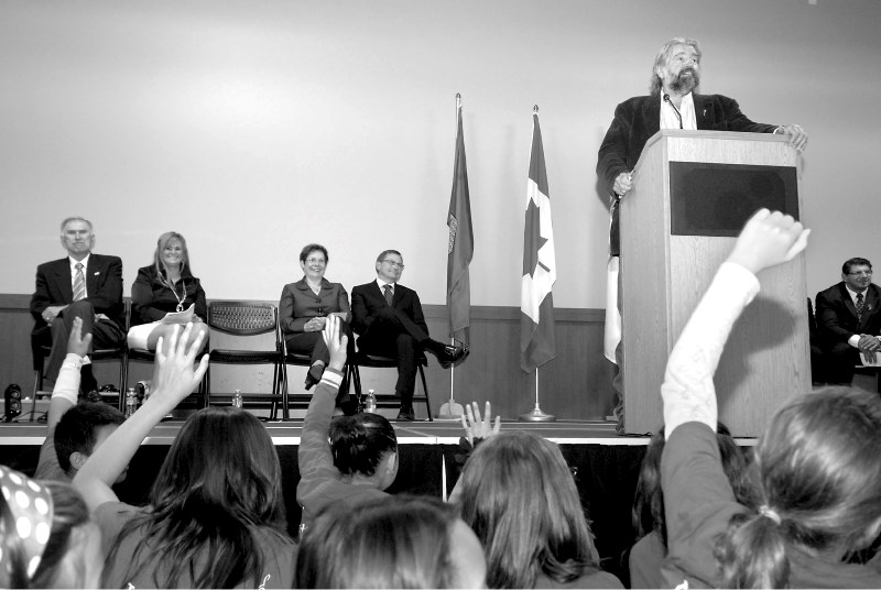 Students respond to a question about new technology from Minister of Infrastructure and Lac La BIche-St.Paul MLA Ray Danyluk during the new school announcement.