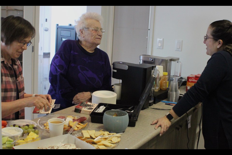 Kristen Shewchuk, a community outreach worker with Lac La Biche County FCSS, chats with Mary Tesolin and Doreen Dakin during a Coffee and Connections session which took place on Thursday, Jan. 9. The program runs weekly throughout the year on Thursdays from 10-11 p.m. at McArthur Place in Lac La Biche. Chris McGarry photo. 