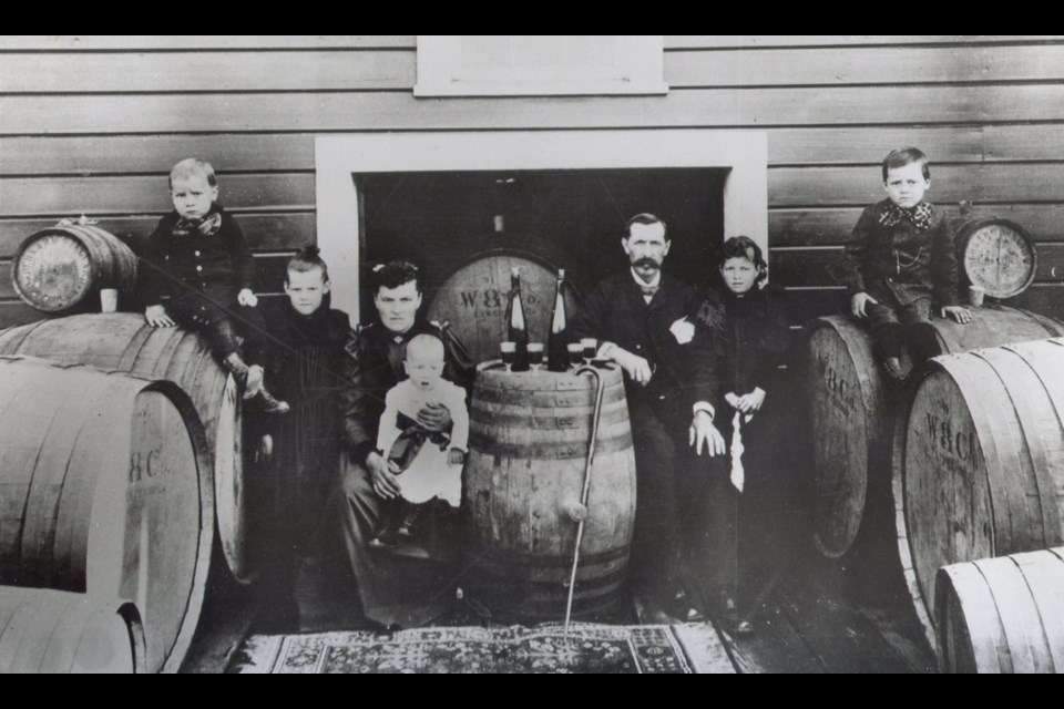 https://www.vmcdn.ca/f/files/livermorevine/images/livermore-vine/2023-wente-turns-140/our-story-family-photo-scaled-e1642468483369.jpeg;w=960;h=640;bgcolor=000000