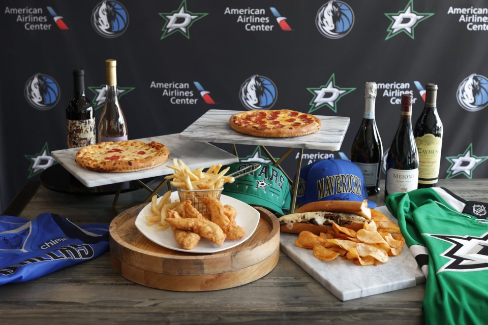 american-airlines-center-signature-food-items-2