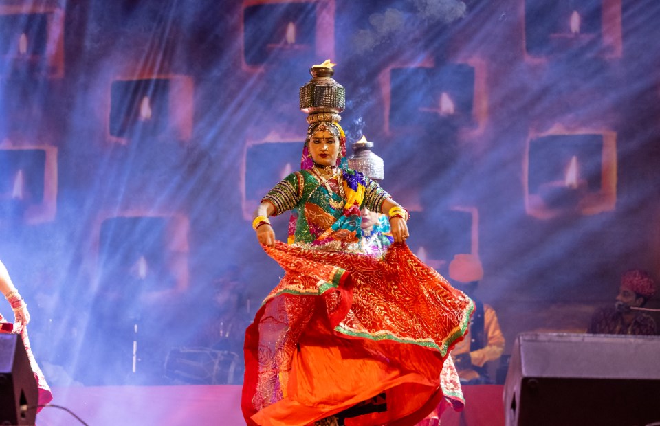 abhishekmittal_rajasthani-folk-dance_shutterstock_2402958893