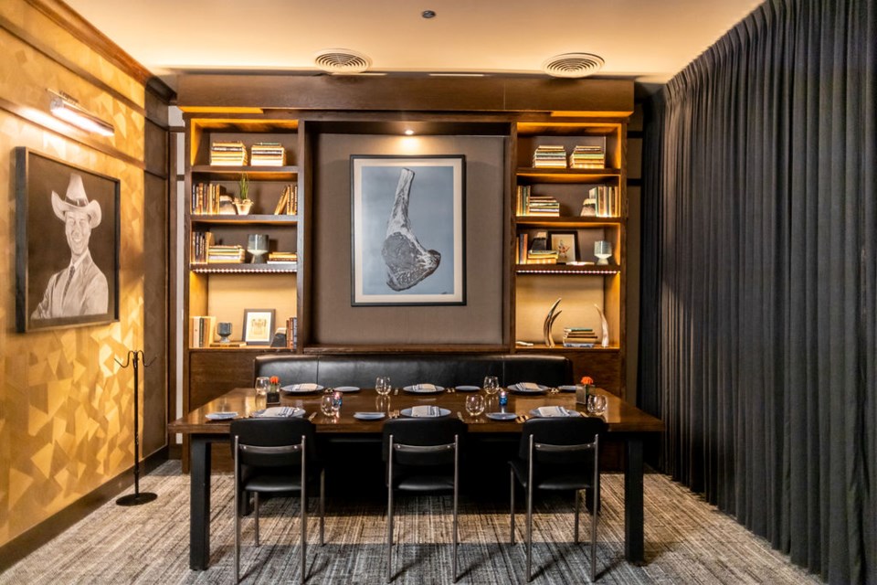 knife-plano-private-dining-room_1